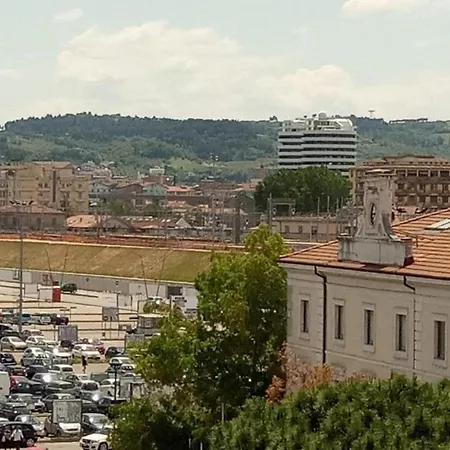 Centro Luxury Nocleg ze śniadaniem 3*