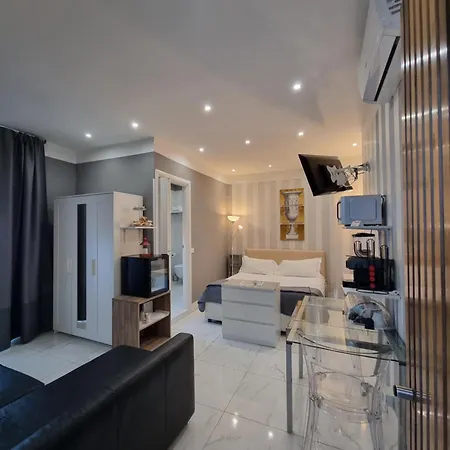 Centro Luxury Nocleg ze śniadaniem 3*