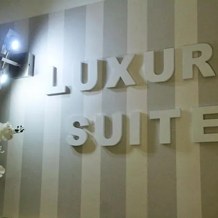 Centro Luxury Bed and breakfast 4*