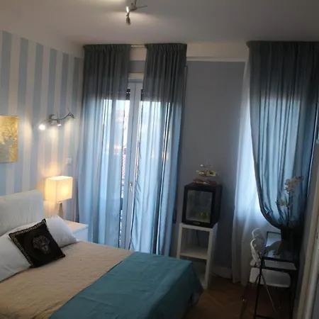 Centro Luxury 4*