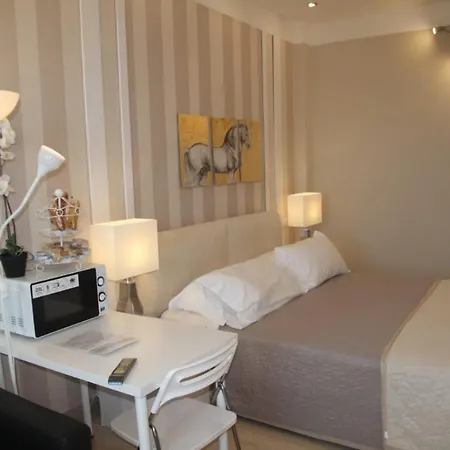 Couette-café Centro Luxury 4*