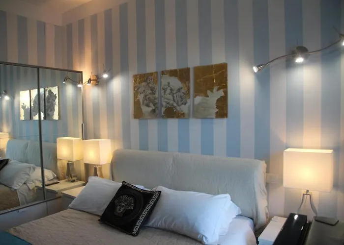 Centro Luxury Bed & Breakfast 4*