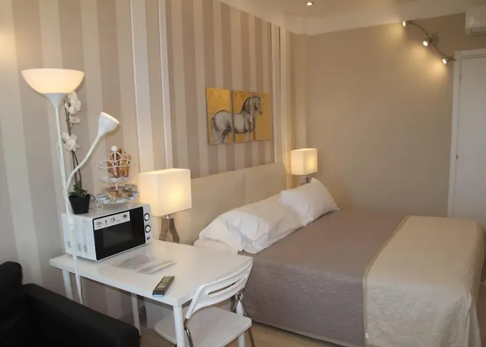 Bed & Breakfast Centro Luxury 4*