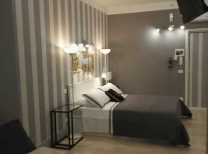 Centro Luxury Oda ve Kahvaltı 4*